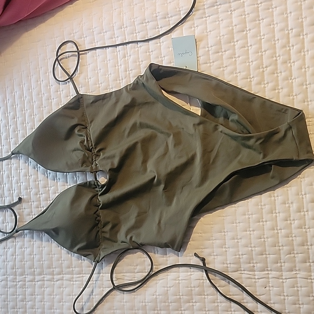 Cupshe xxl one piece swimsuit.